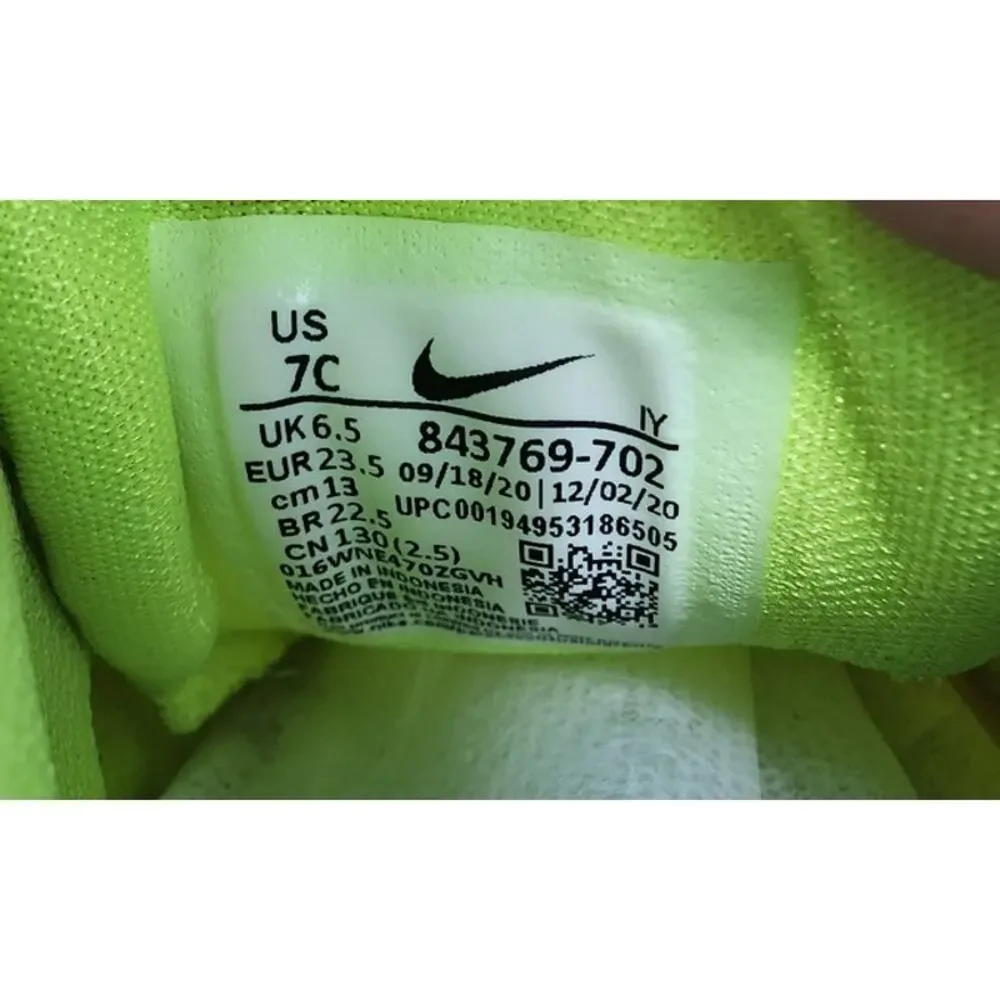 Infant‎ Nike Little Posite One Volt  Pro Toddler Size 7C Neon Green